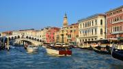 Weekend Traffic On The Grand Canal